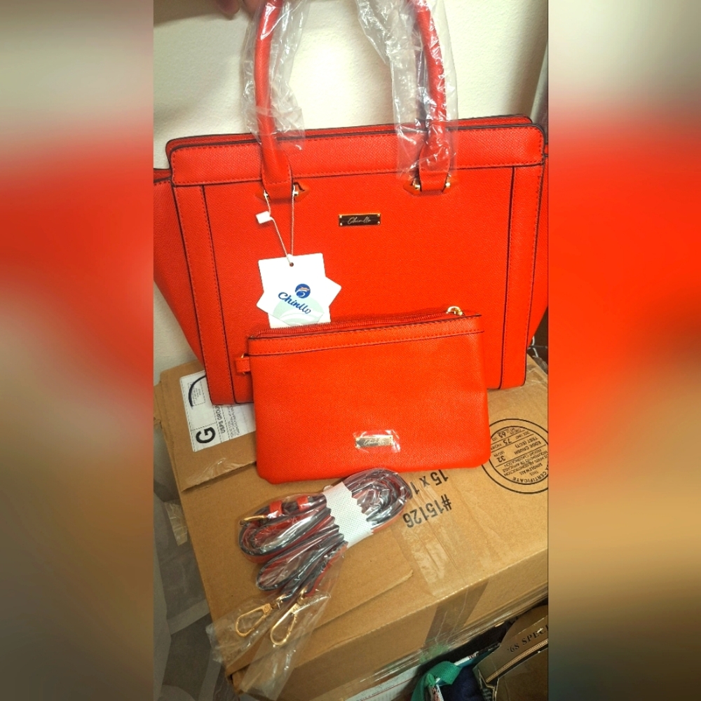 Purse & Matching wristlet